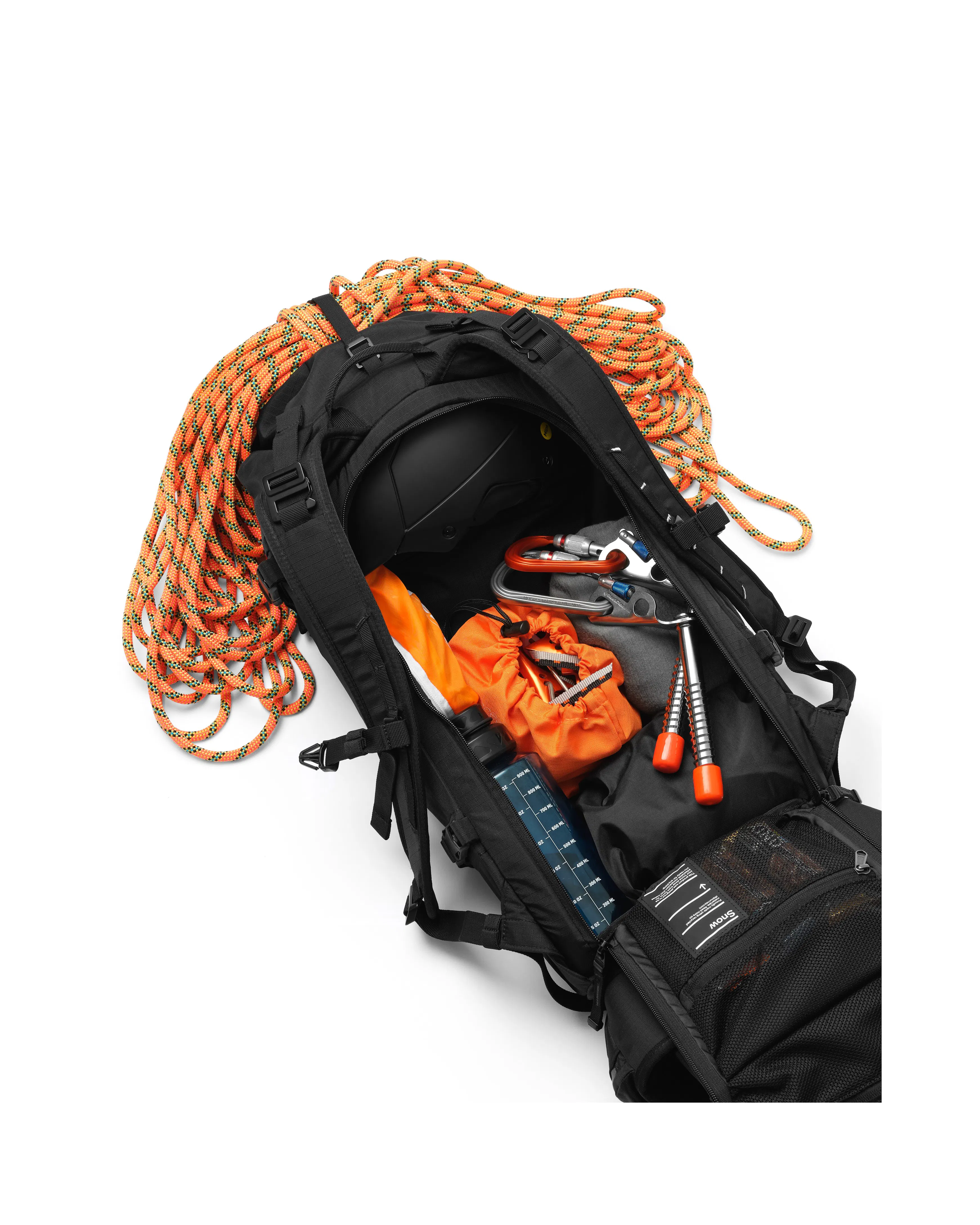 DB Journey Snow Pro Backpack - 32L - Black Out | Backpacks DB Journey Snow Pro Backpack - 32L - Black Out | Backpacks
